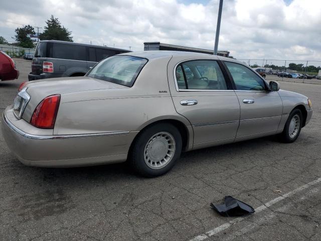 2001 Lincoln Town Car Executive VIN: 1LNHM81W11Y729406 Lot: 56208394