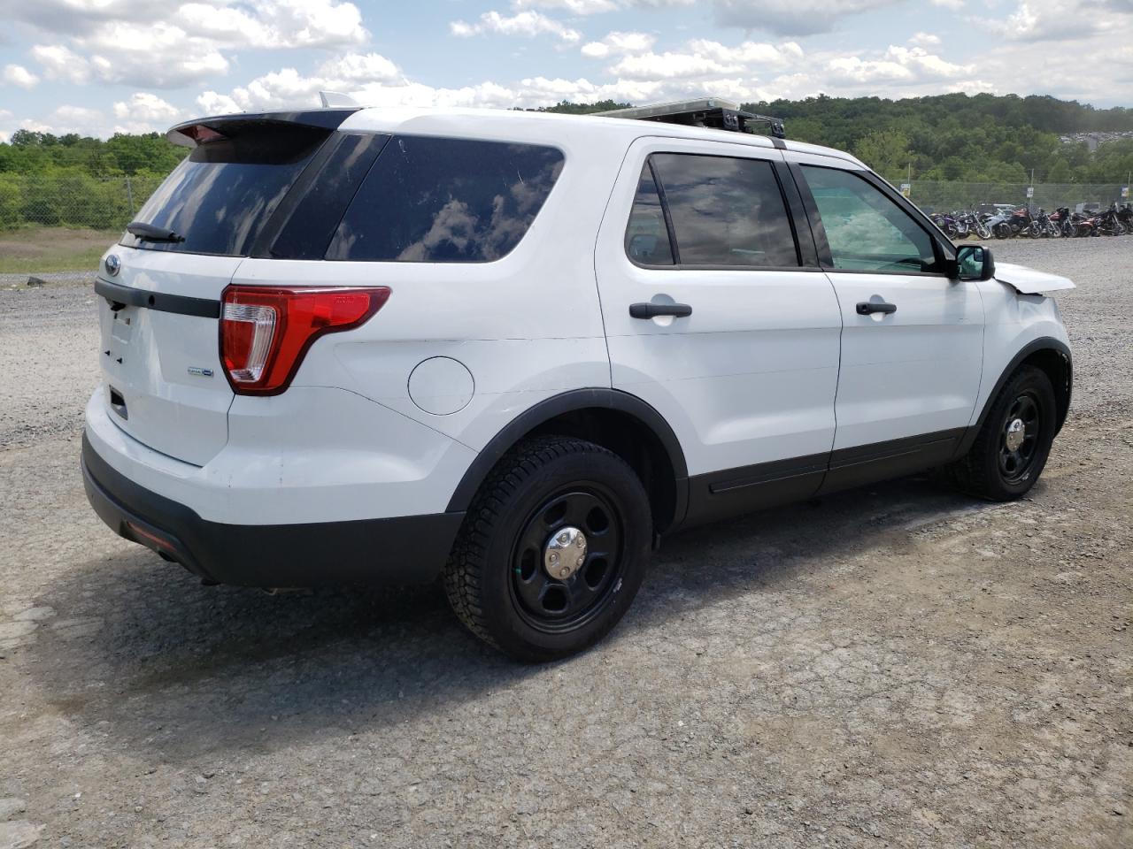 1FM5K8AR0HGB71714 2017 Ford Explorer Police Interceptor