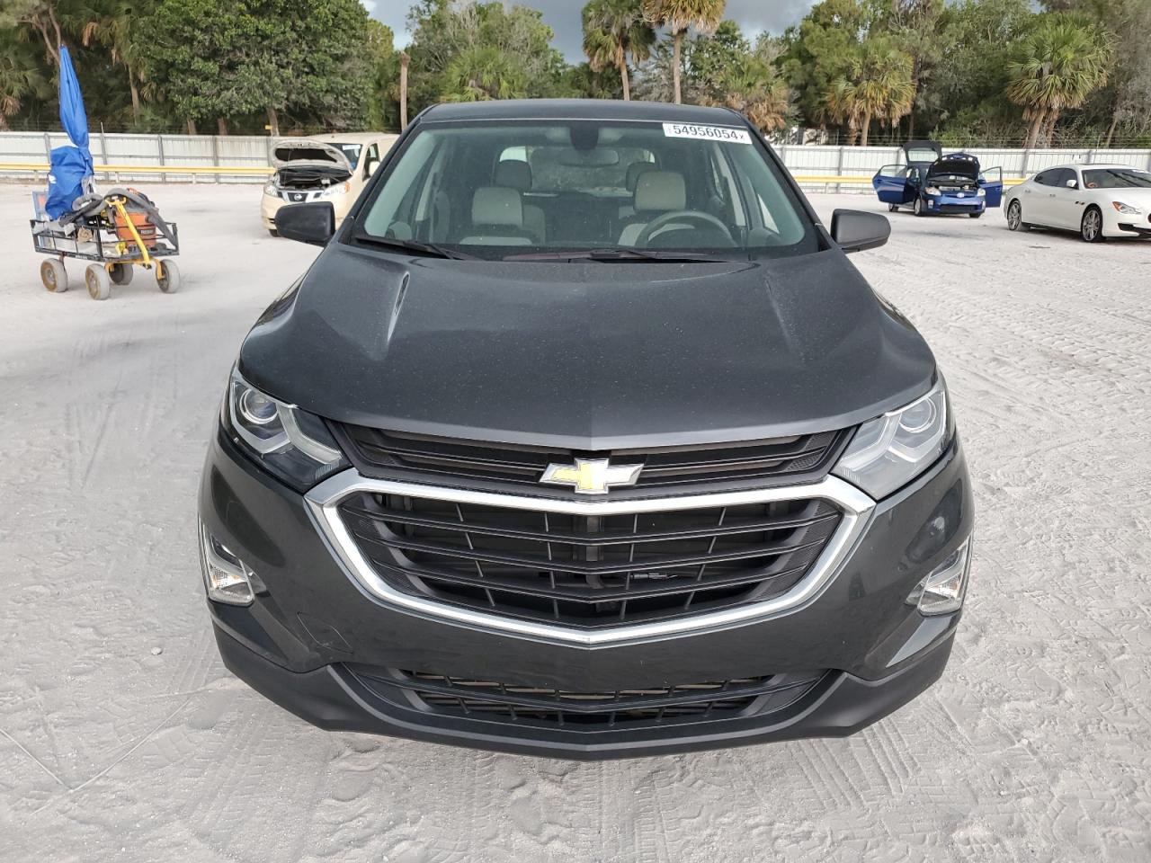 2GNAXHEV7J6209027 2018 Chevrolet Equinox Ls