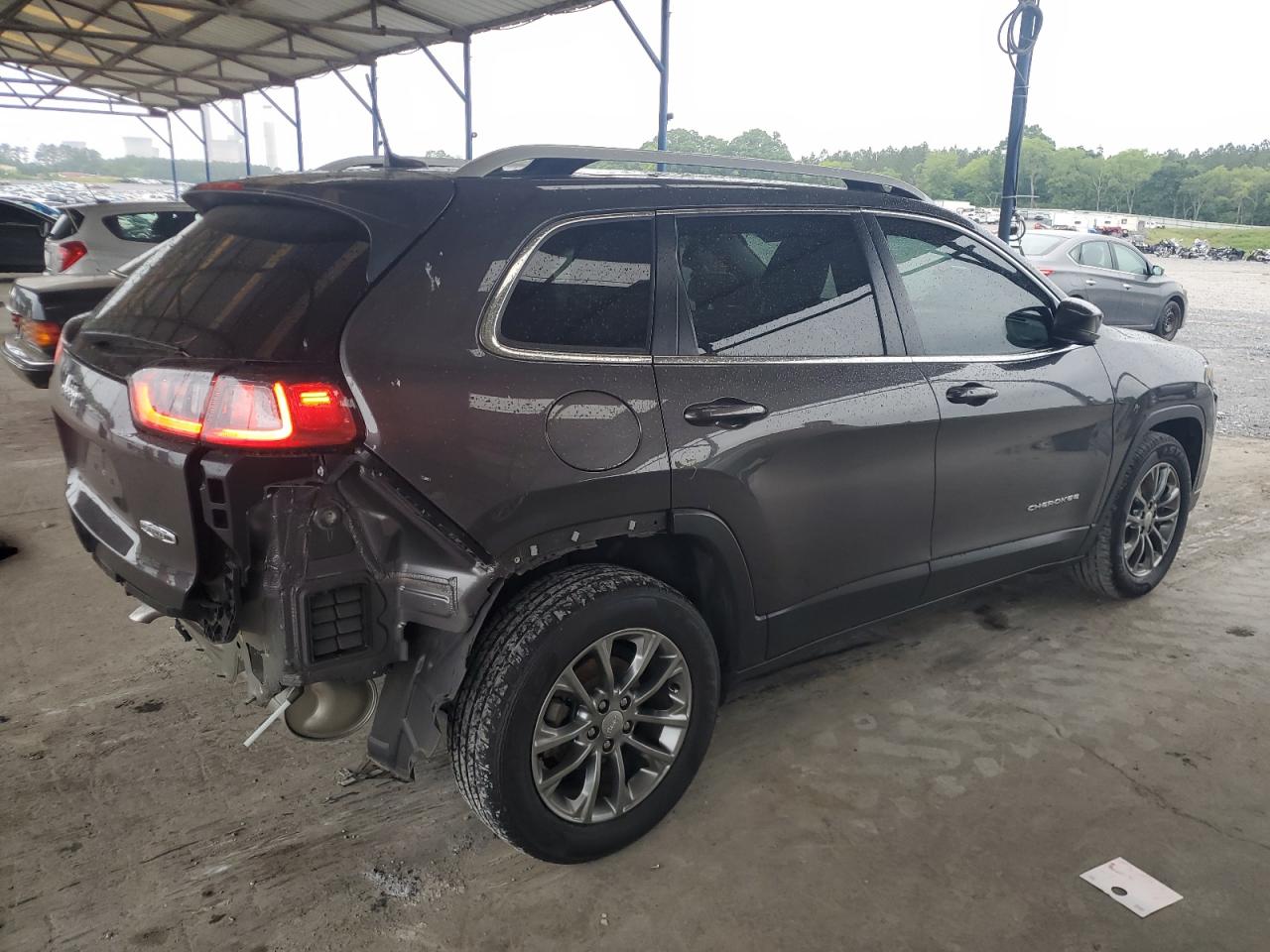 1C4PJLLB6KD428130 2019 Jeep Cherokee Latitude Plus