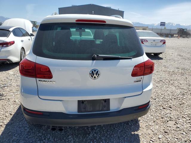 2017 Volkswagen Tiguan Wolfsburg VIN: WVGSV7AX4HK005874 Lot: 56595374