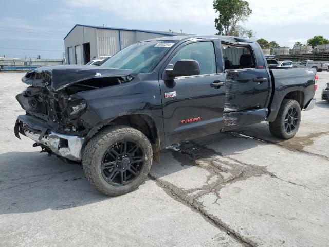 2018 Toyota Tundra Crewmax Sr5 VIN: 5TFDW5F19JX693138 Lot: 56082344