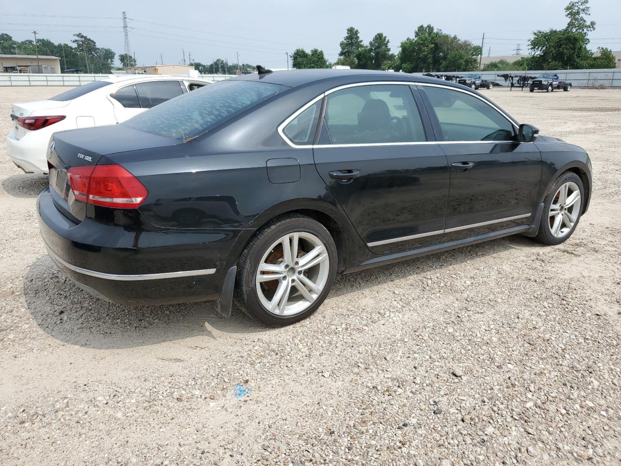 1VWCN7A35DC046294 2013 Volkswagen Passat Sel