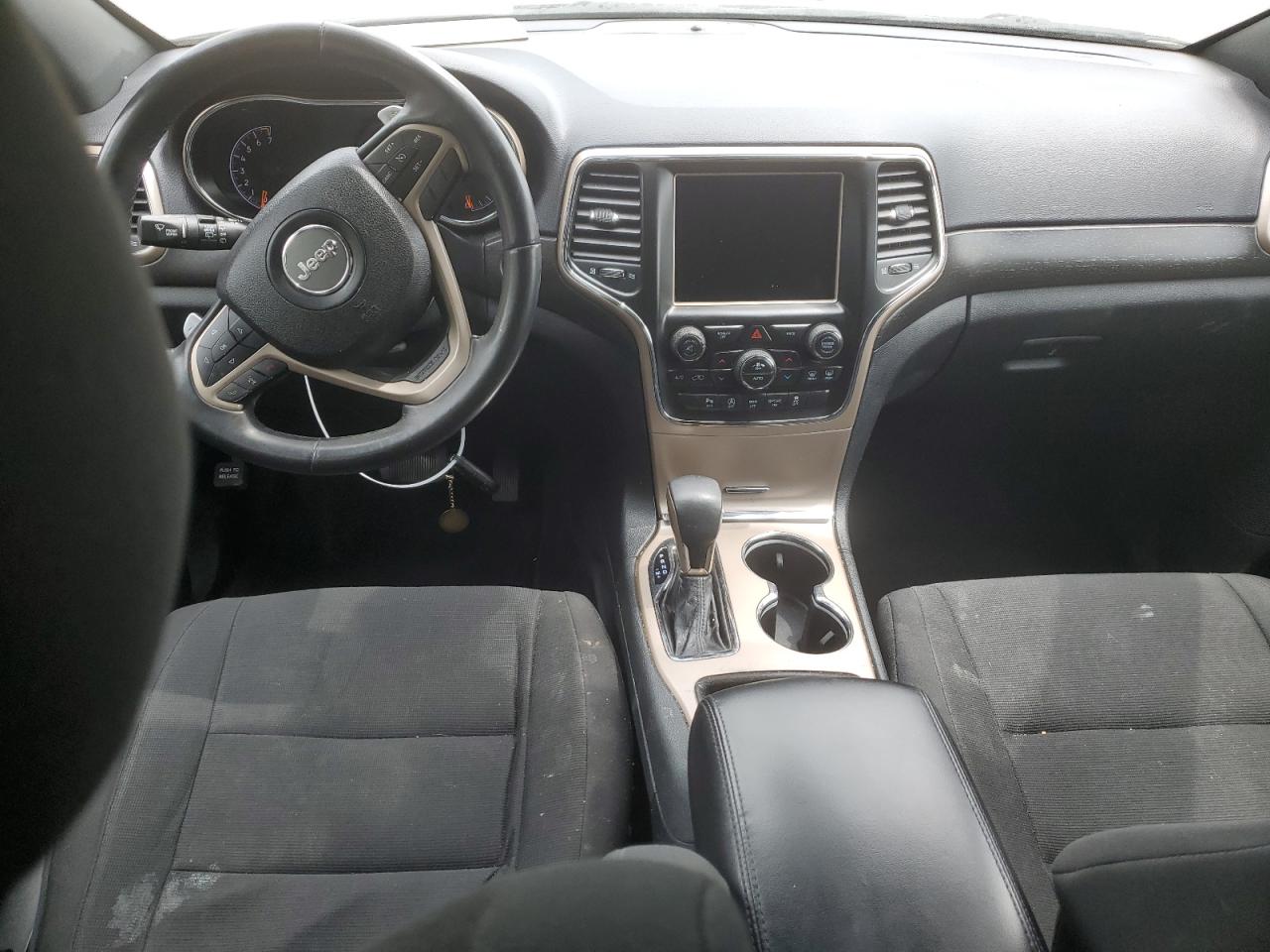 1C4RJFAG2HC728108 2017 Jeep Grand Cherokee Laredo