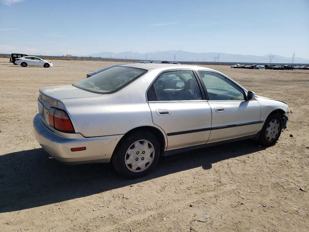 1HGCD5636VA213411 1997 Honda Accord Lx