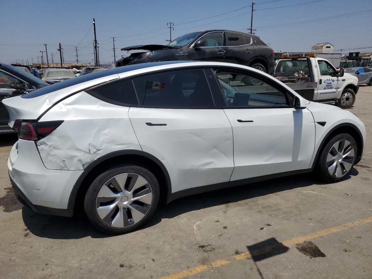 7SAYGDEE1PA121660 2023 Tesla Model Y