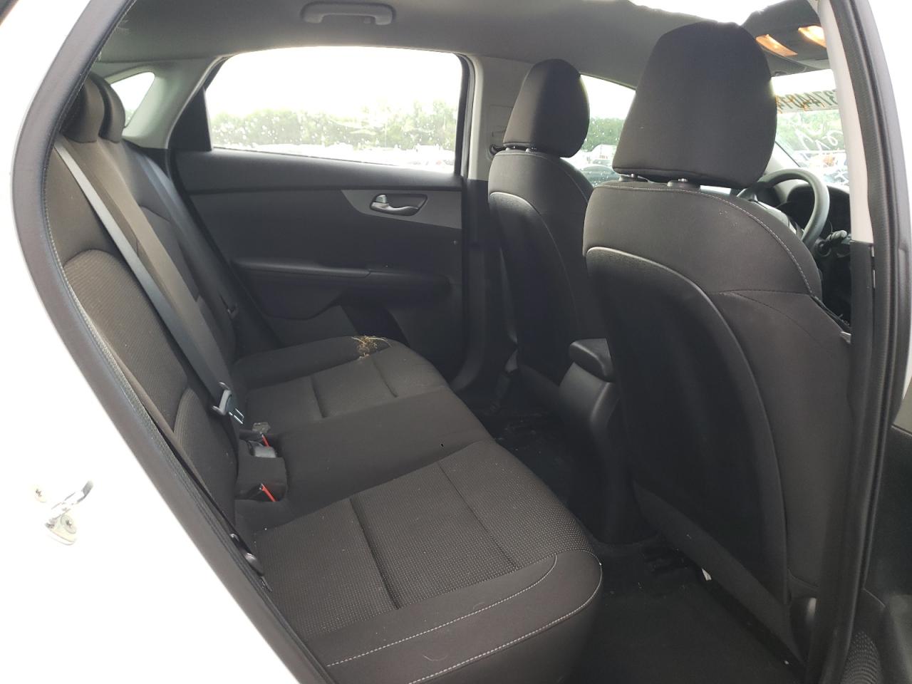 3KPF24AD5KE133036 2019 Kia Forte Fe