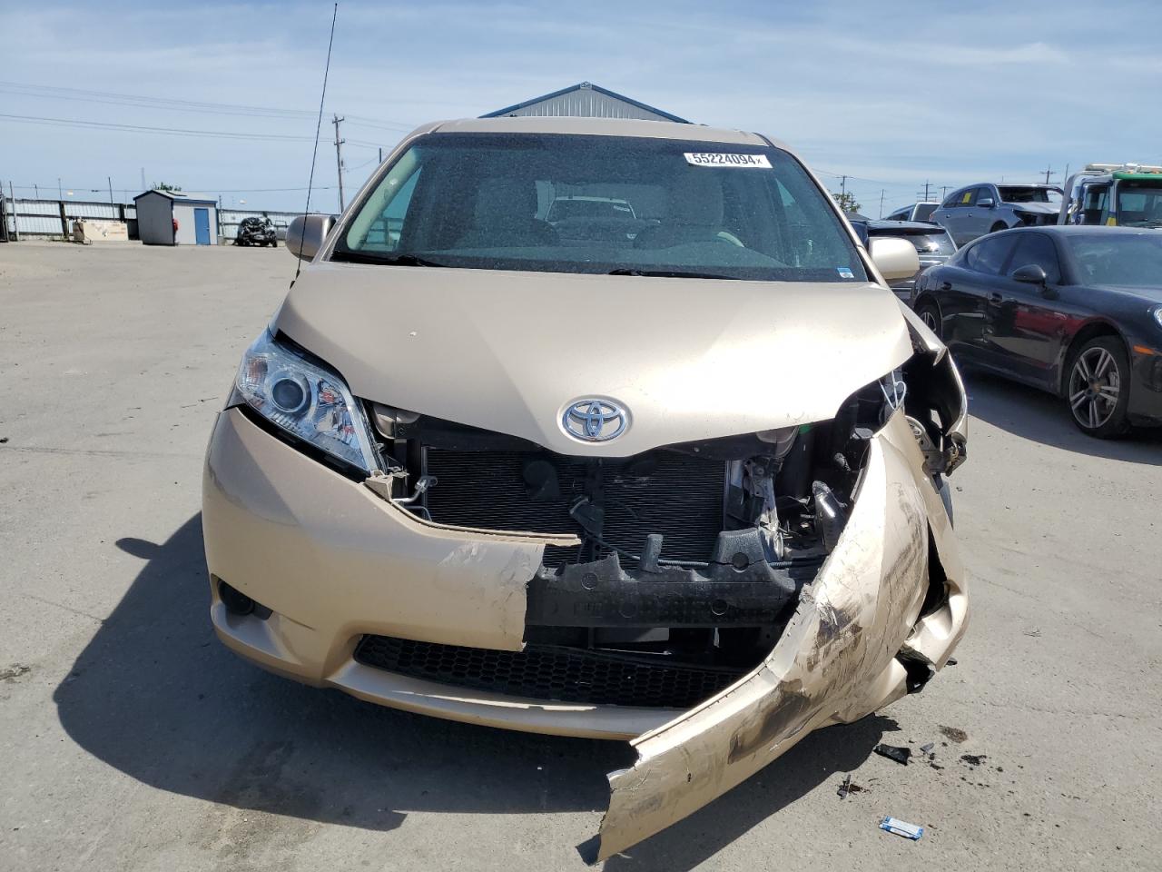 5TDJK3DC9DS070152 2013 Toyota Sienna Le