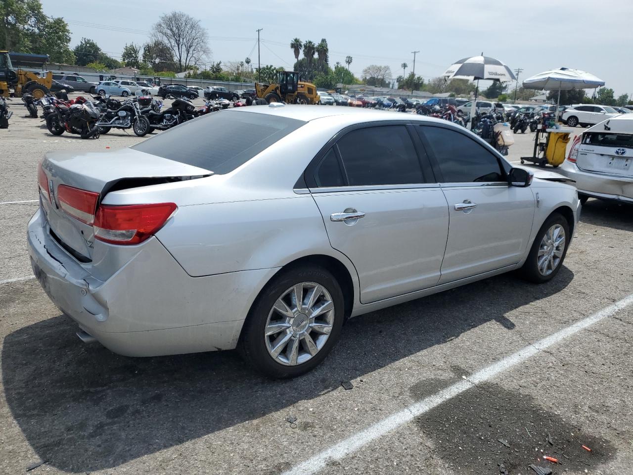 3LNHL2GC2BR756658 2011 Lincoln Mkz