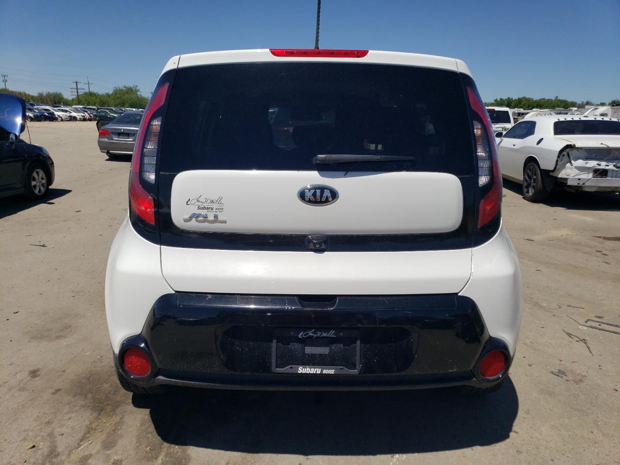 KNDJP3A56G7327807 2016 Kia Soul +