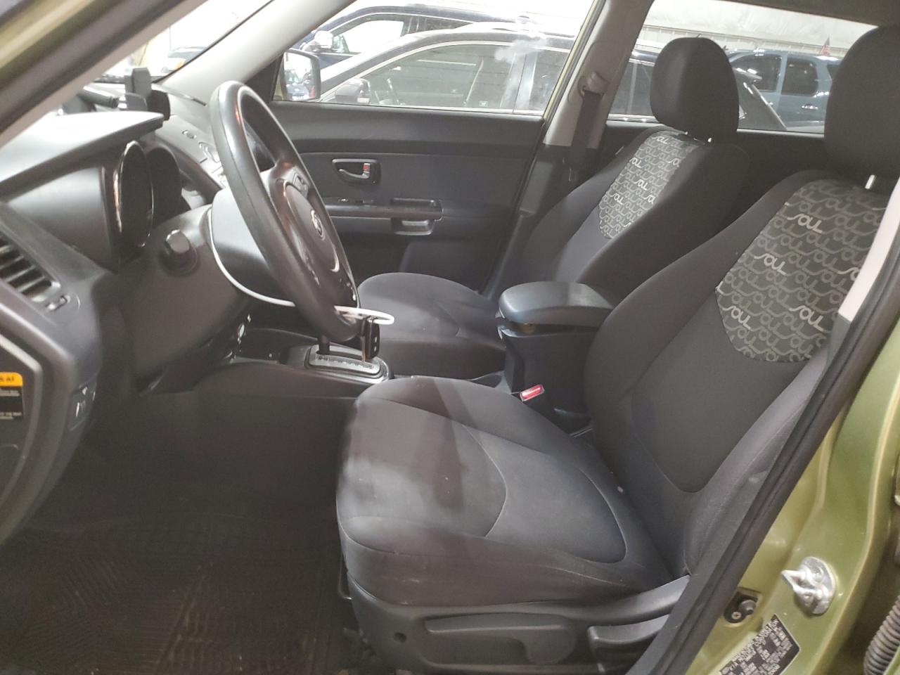KNDJT2A25A7134146 2010 Kia Soul +