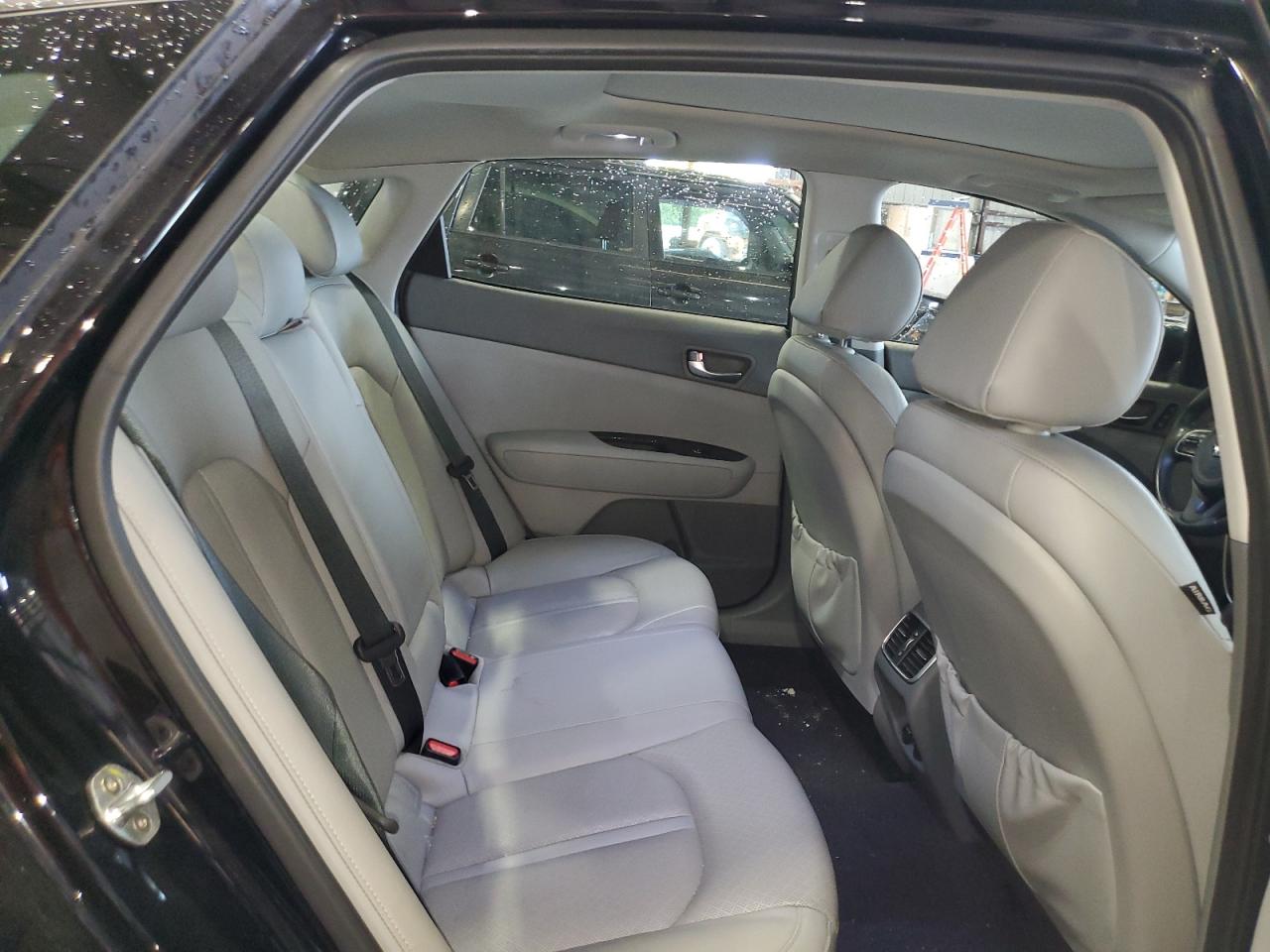 5XXGU4L31GG039768 2016 Kia Optima Ex