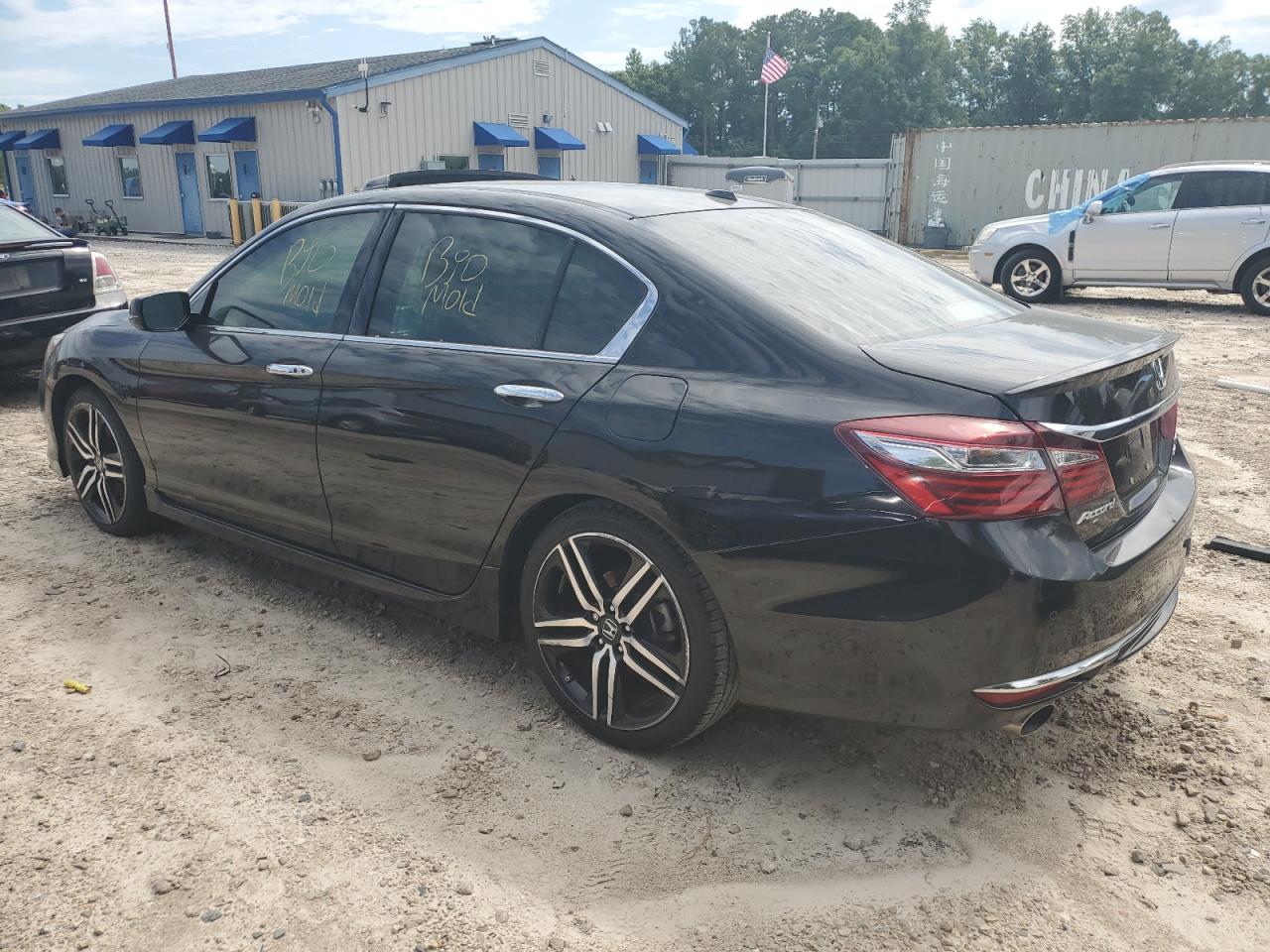 2017 Honda Accord Touring vin: 1HGCR3F92HA014726