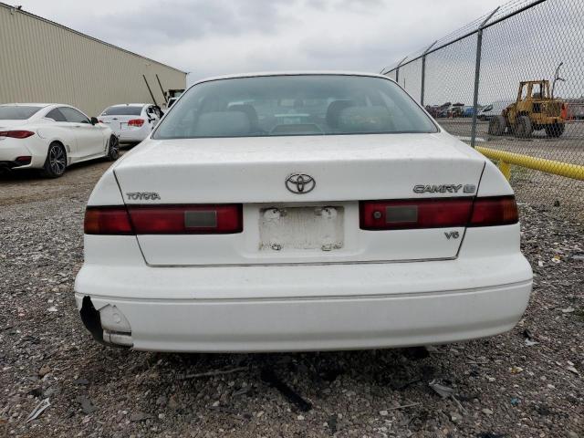 1998 Toyota Camry Le VIN: JT2BF22K4W0108690 Lot: 51998294