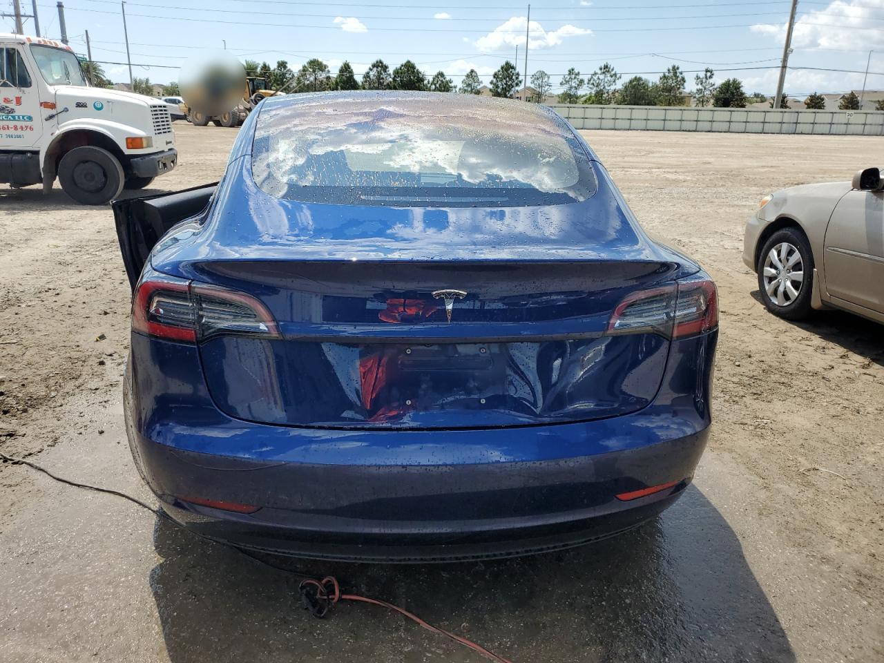 5YJ3E1EA1JF031217 2018 Tesla Model 3