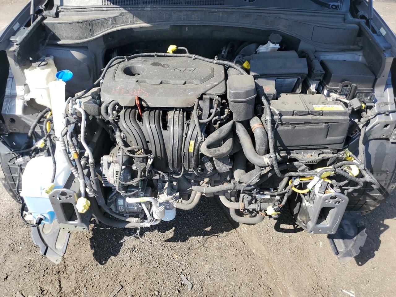 5XYZUDLB2HG415326 2017 Hyundai Santa Fe Sport