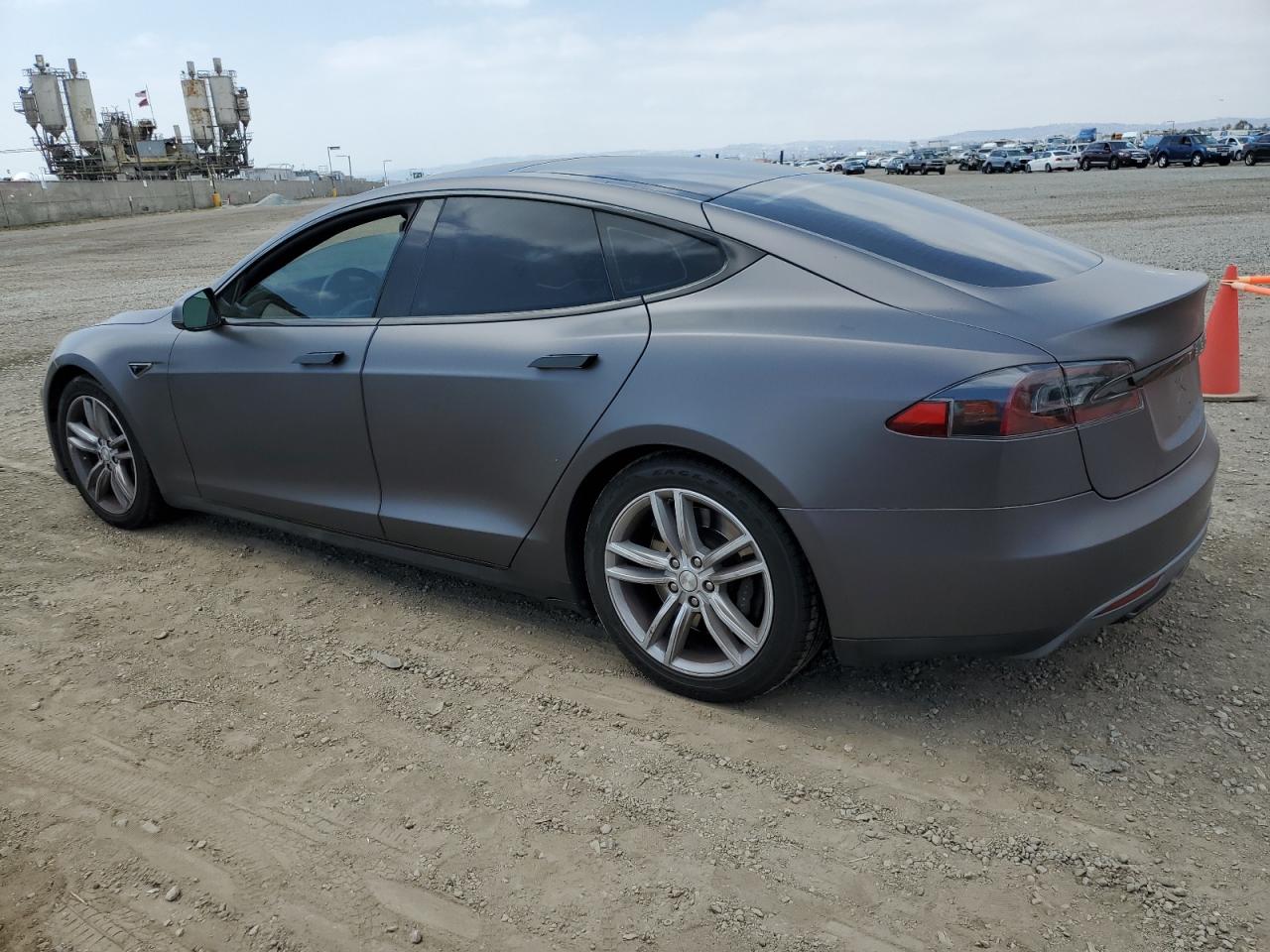 5YJSA1H25FF085266 2015 Tesla Model S 85D