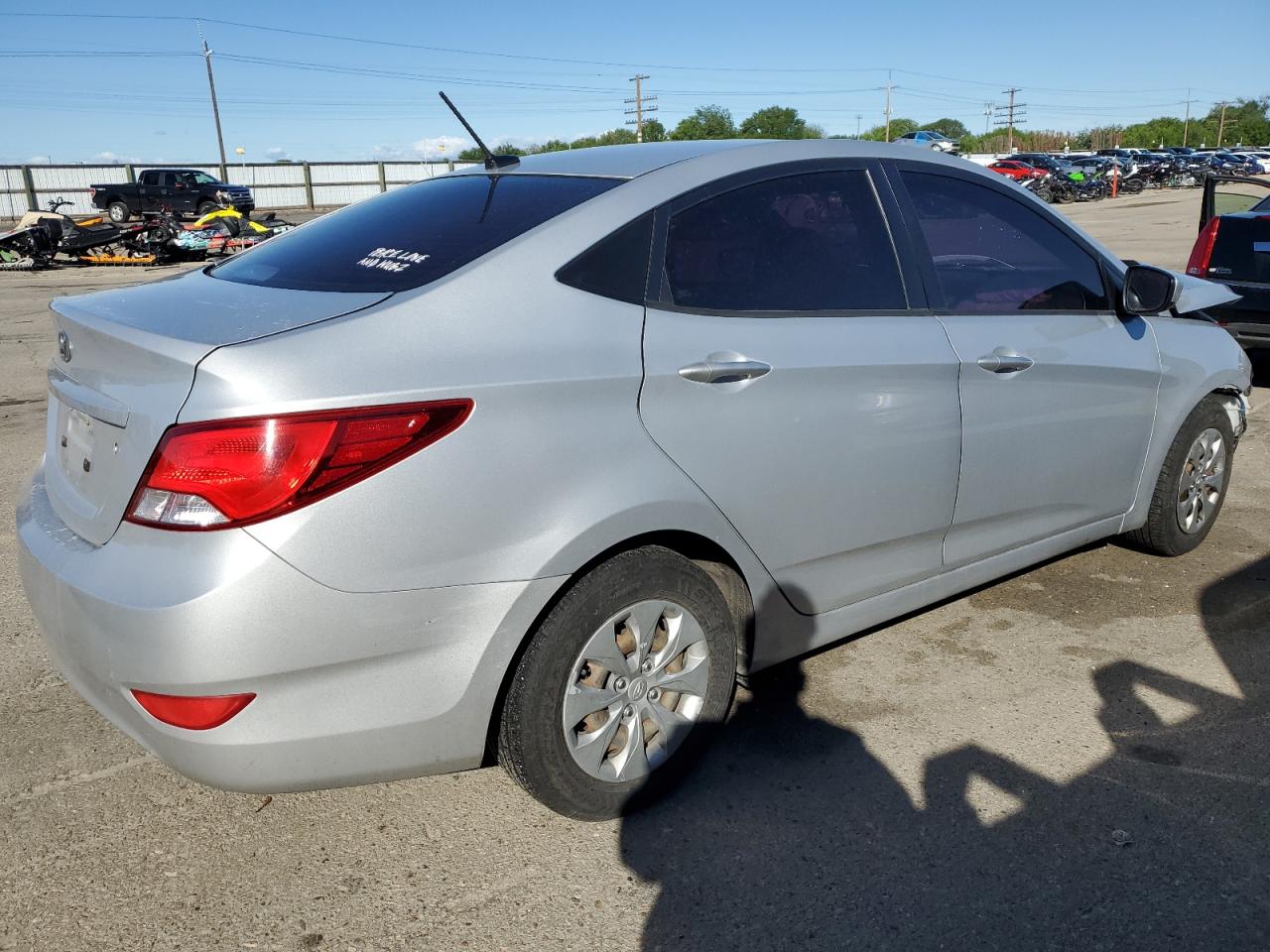 2015 Hyundai Accent Gls vin: KMHCT4AE3FU806515