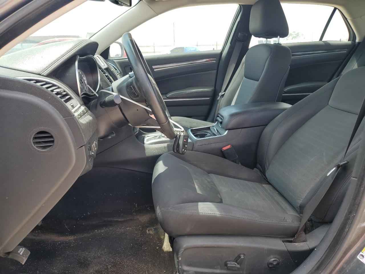 2C3CCAAG5JH308224 2018 Chrysler 300 Touring