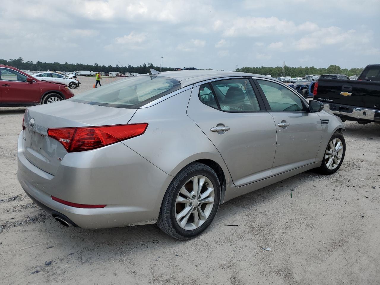 5XXGM4A70DG195611 2013 Kia Optima Lx