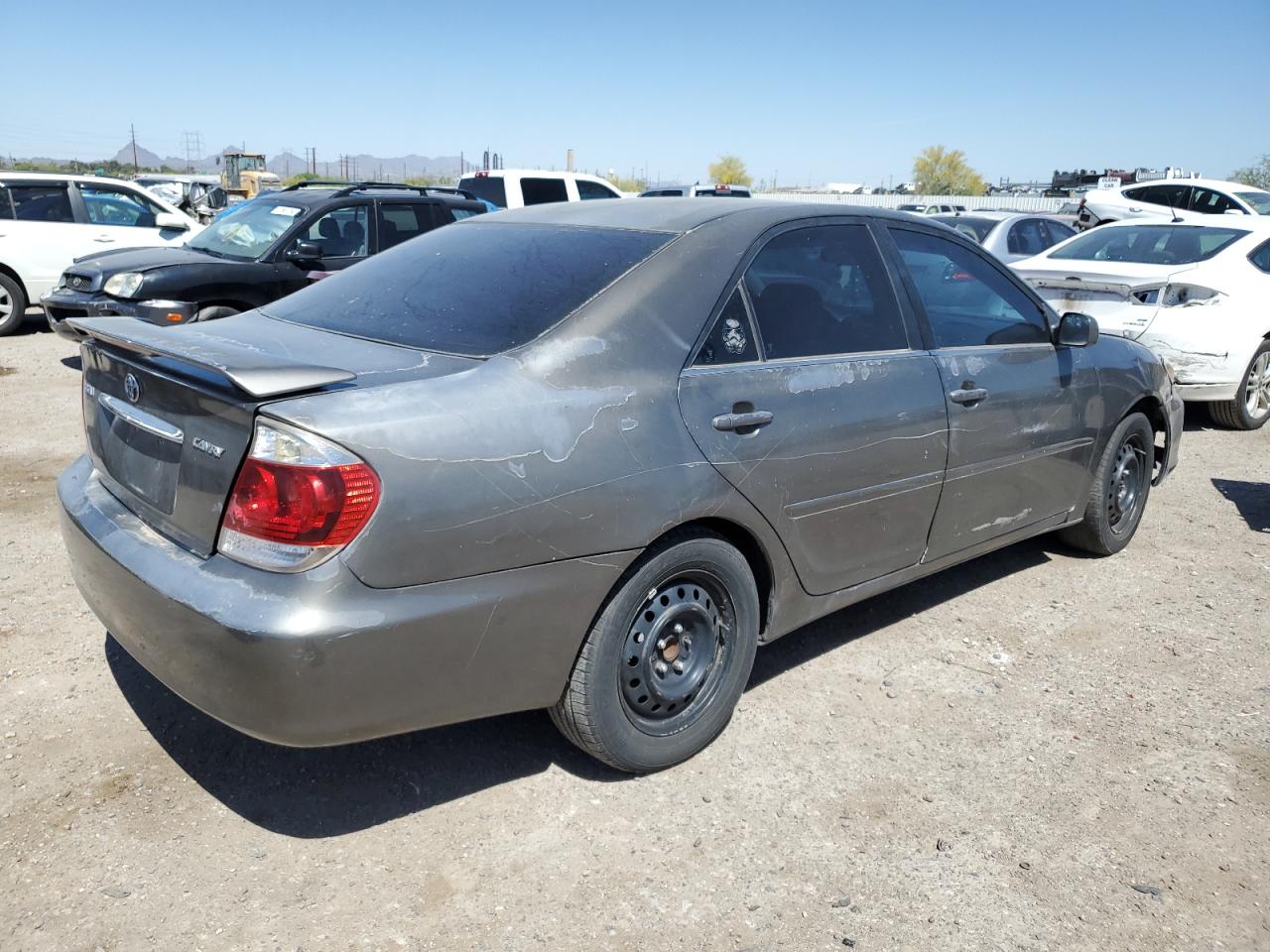 4T1BE32KX5U612597 2005 Toyota Camry Le