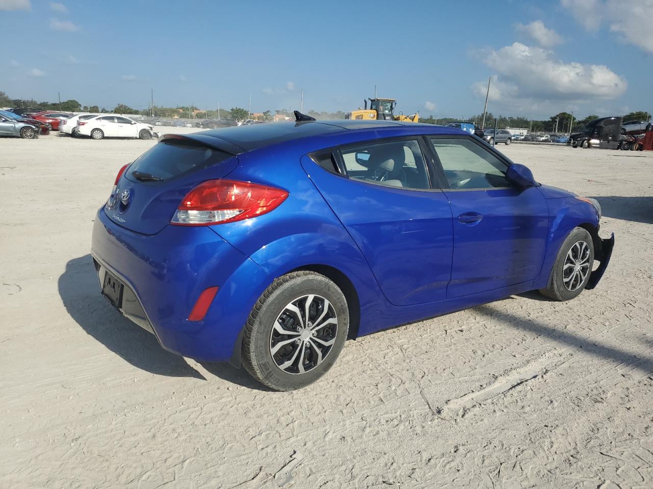 KMHTC6ADXCU057842 2012 Hyundai Veloster