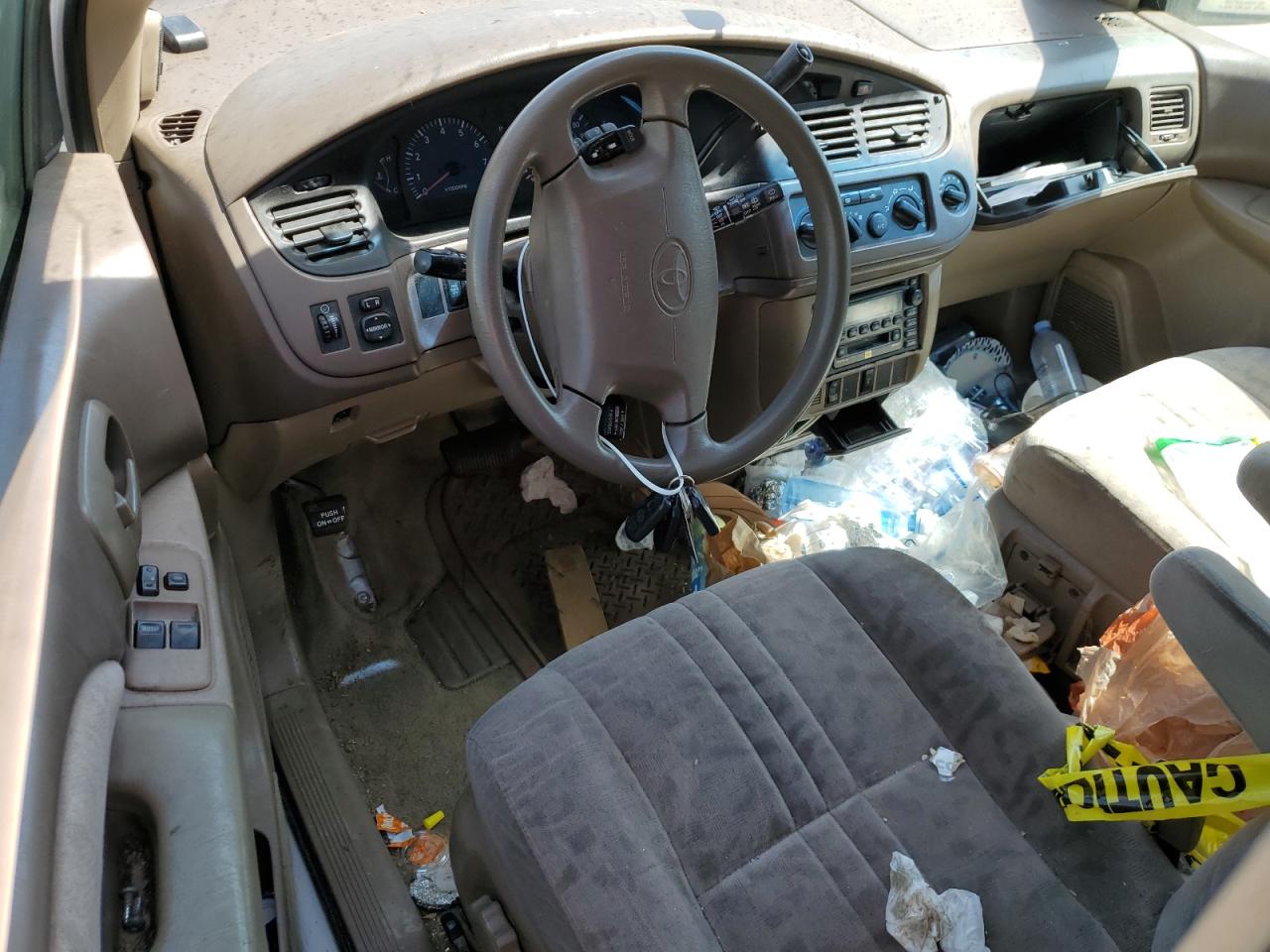 4T3ZF13CX1U393780 2001 Toyota Sienna Le