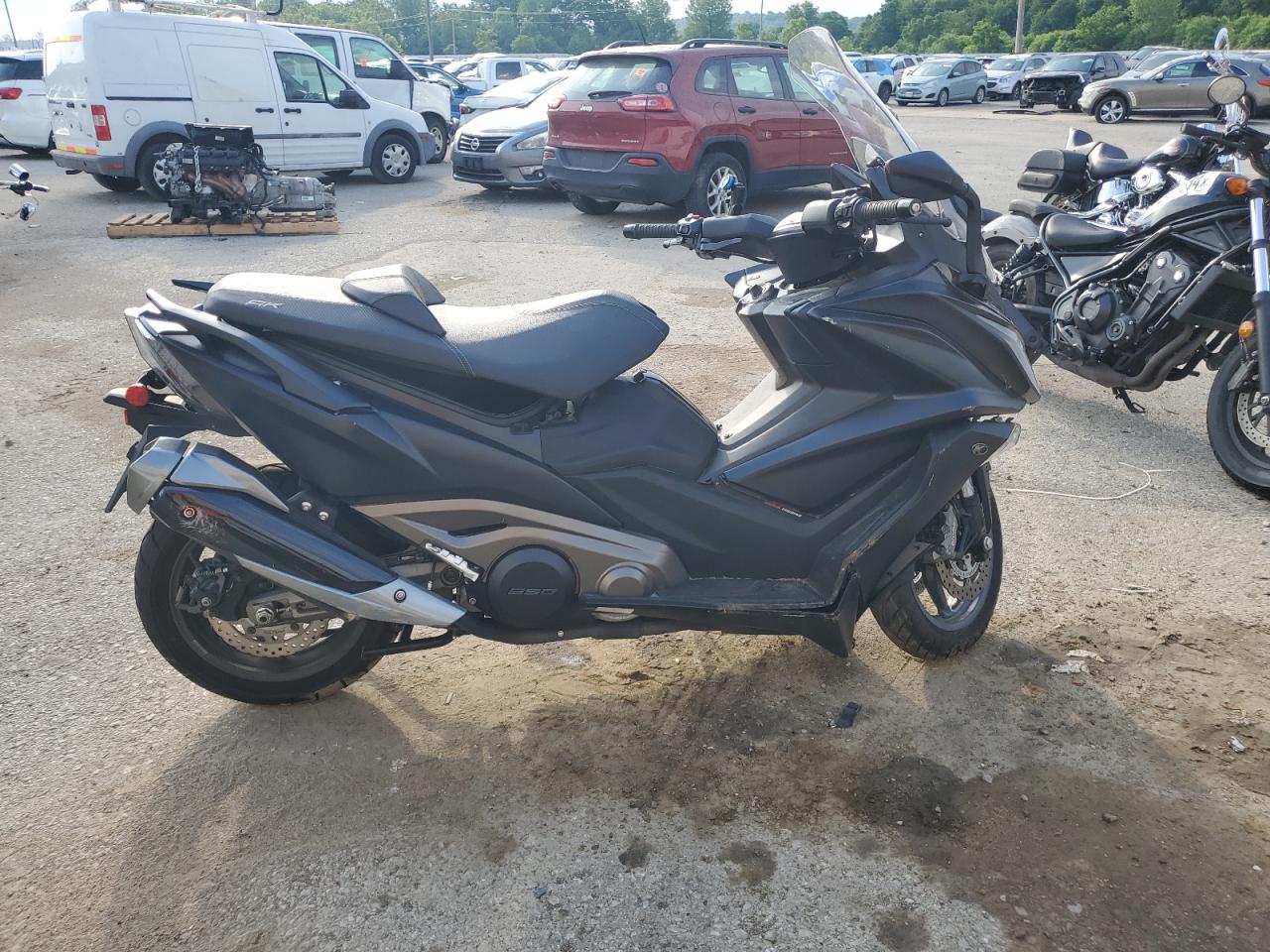 RFBSAT54XNB440714 KYMCO USA INC AK 550 2022