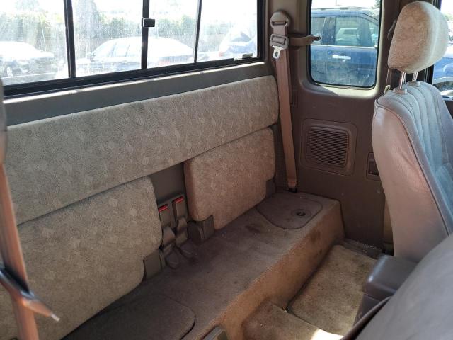 2000 Toyota Tacoma Xtracab VIN: 5TEWN72N1YZ687871 Lot: 54440374