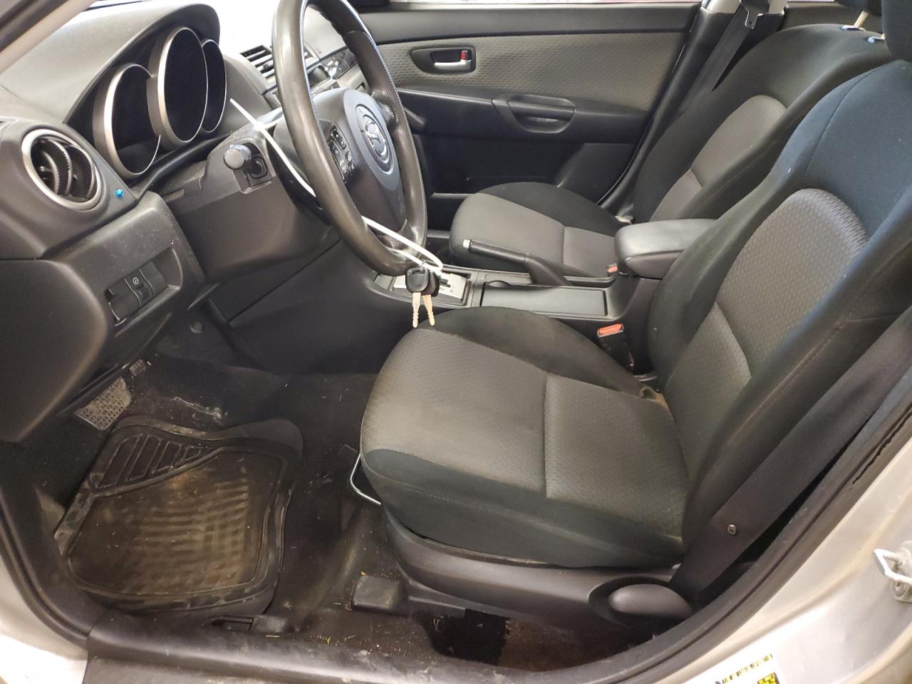 JM1BK12F461517265 2006 Mazda 3 I