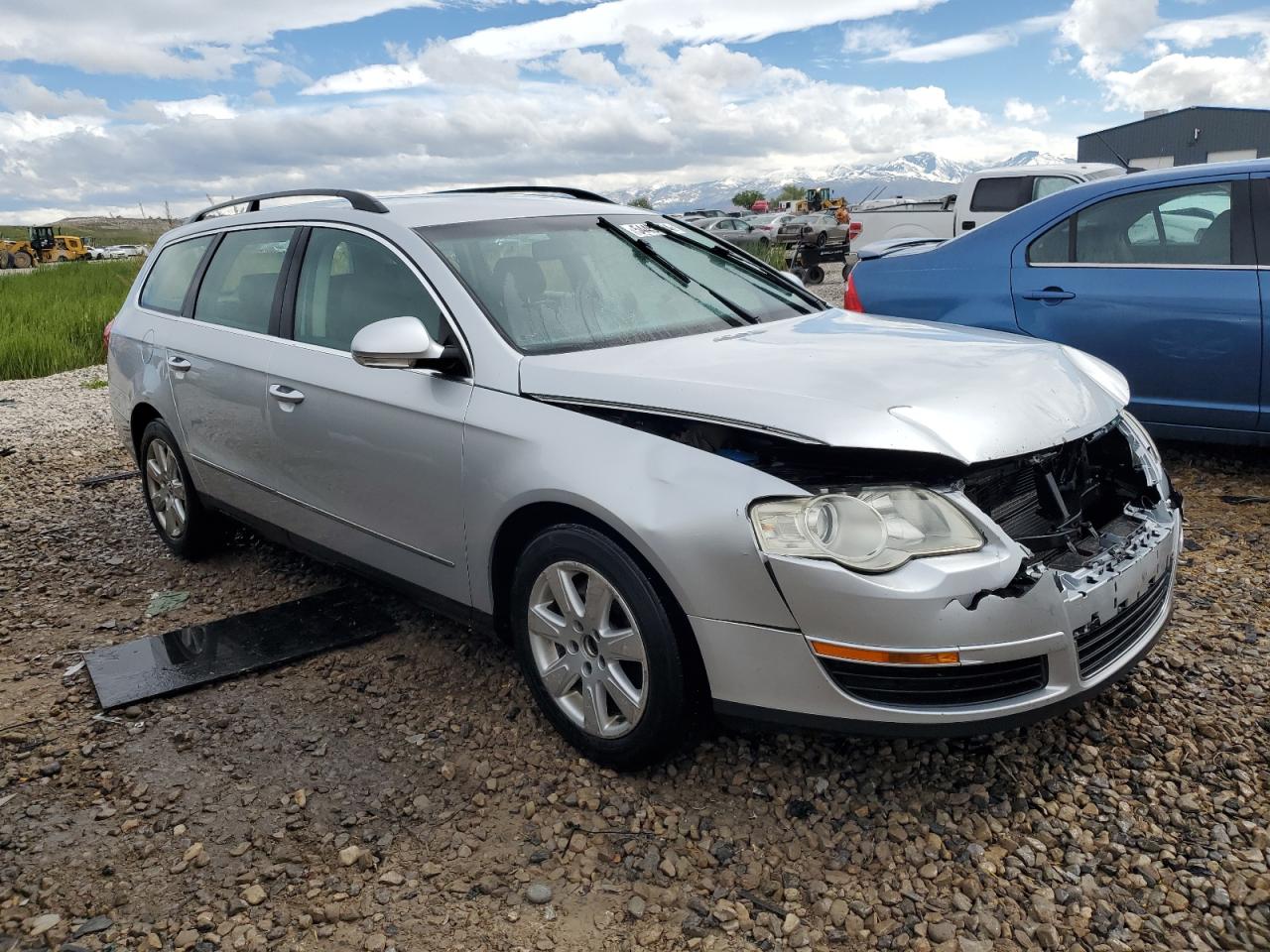 WVWLK73C17E032944 2007 Volkswagen Passat 2.0T Wagon Value