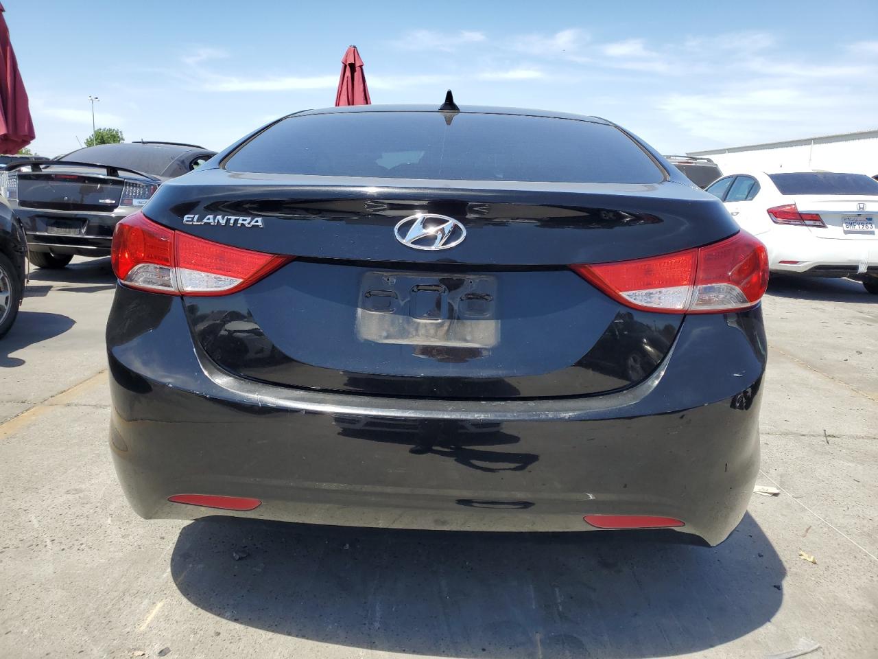 KMHDH4AE8DU871766 2013 Hyundai Elantra Gls