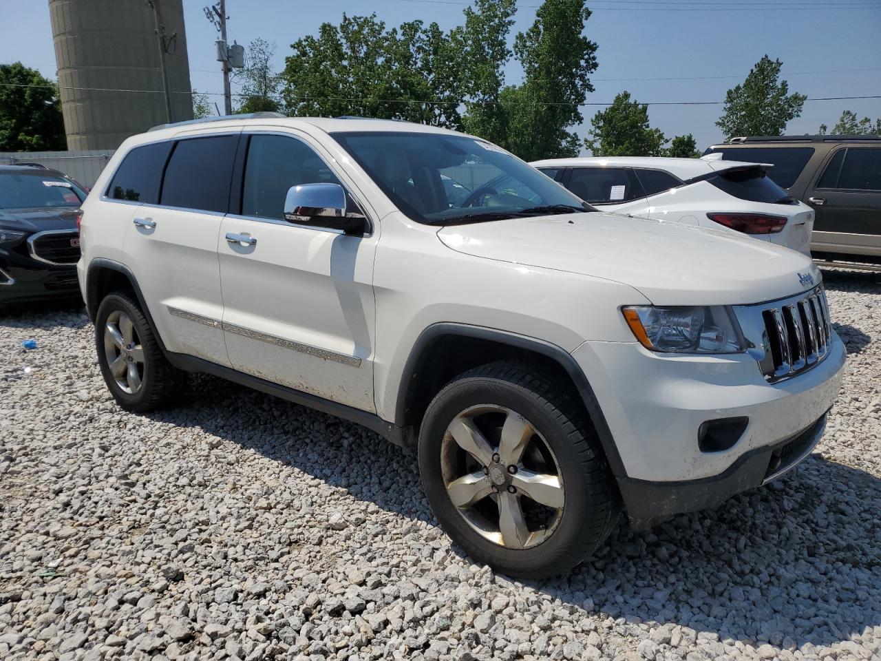 1J4RR5GT5BC562515 2011 Jeep Grand Cherokee Limited