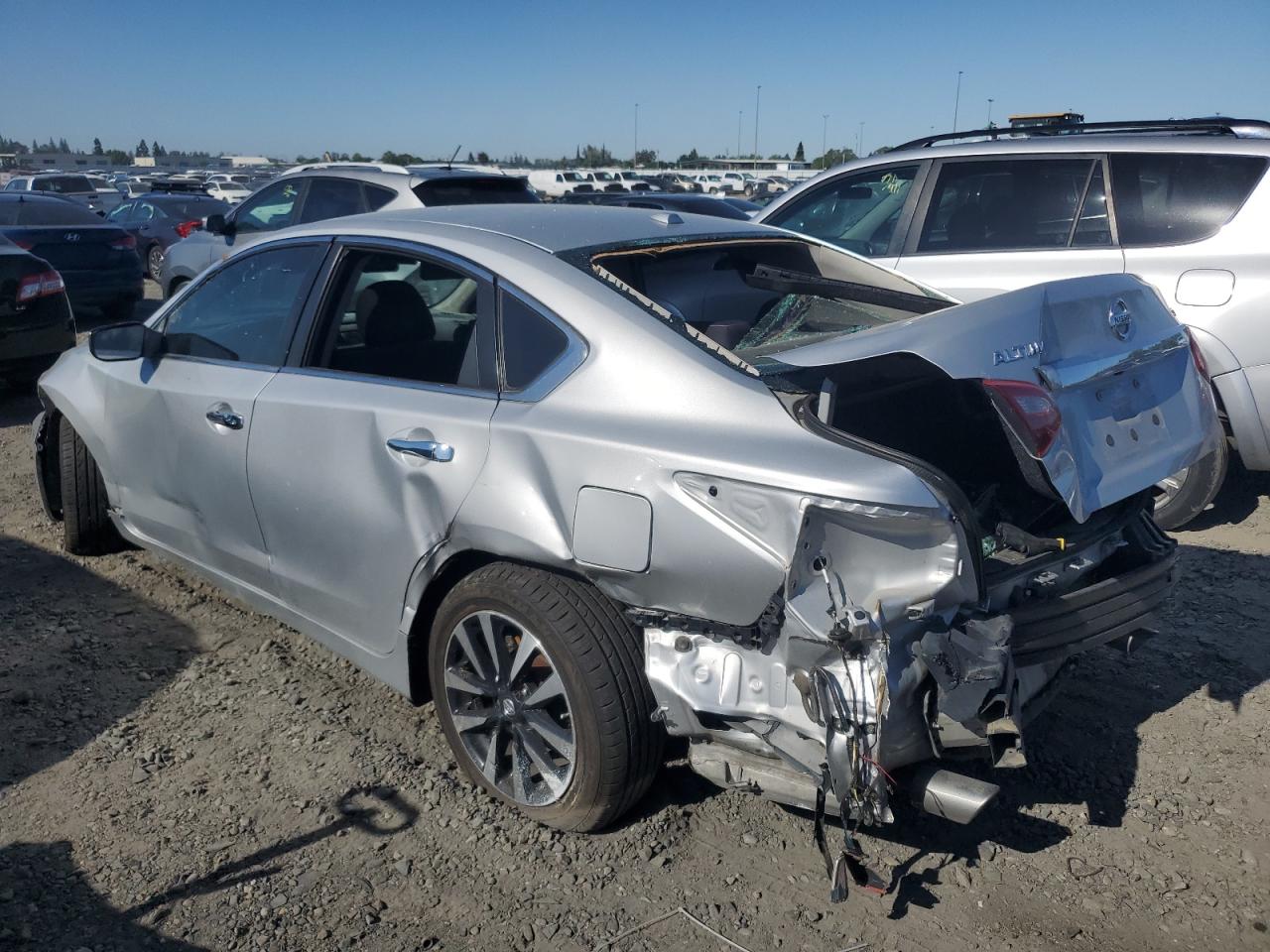 1N4AL3AP0JC205509 2018 Nissan Altima 2.5