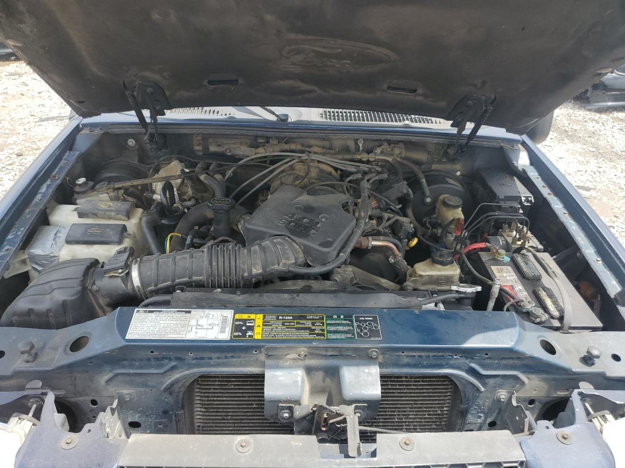 1FMZU67EX2UD27741 2002 Ford Explorer Sport Trac