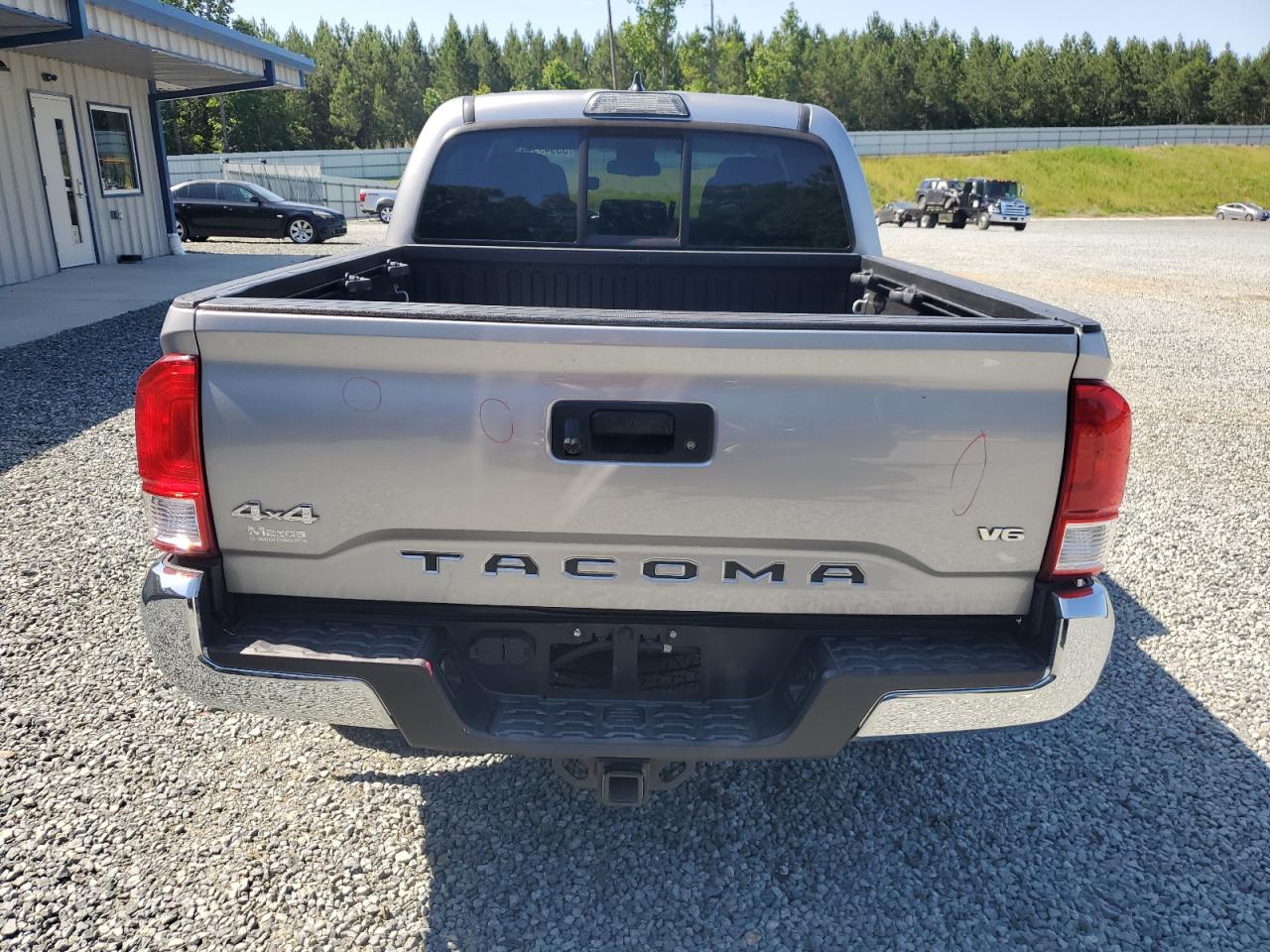 3TMCZ5AN1HM057357 2017 Toyota Tacoma Double Cab