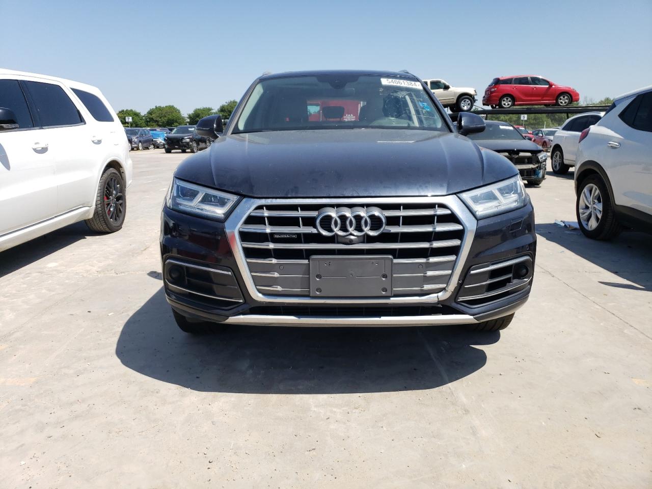 WA1CNAFY2J2130220 2018 Audi Q5 Prestige