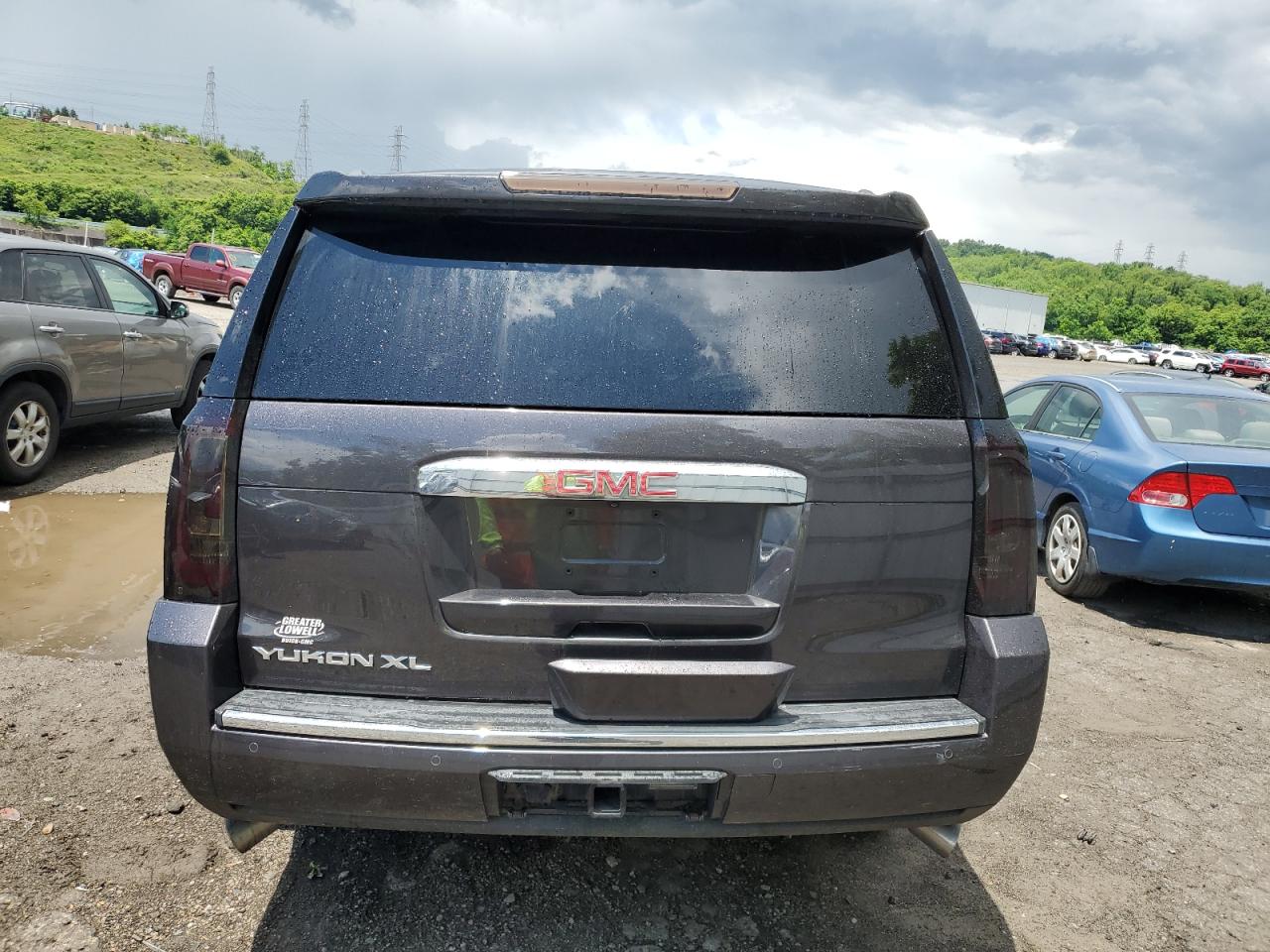 1GKS2HKJ3HR130423 2017 GMC Yukon Xl Denali