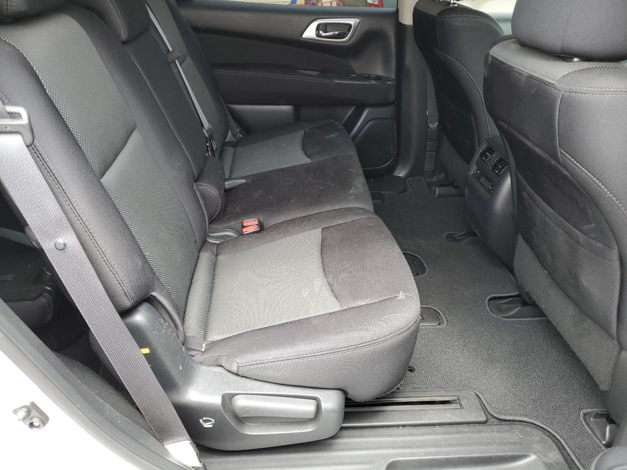 5N1DR2MN6HC640910 2017 Nissan Pathfinder S