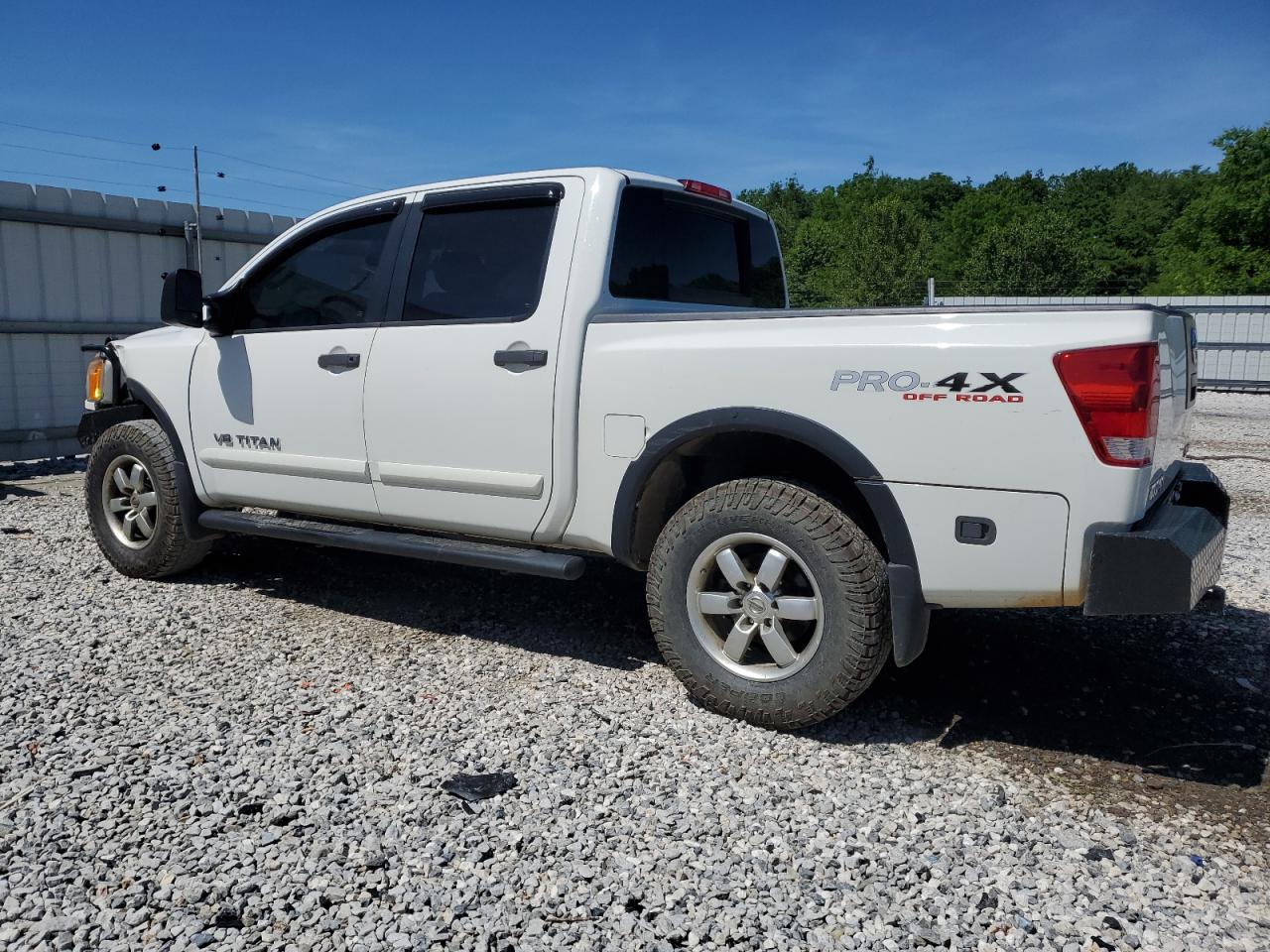 1N6BA0EC8CN322320 2012 Nissan Titan S