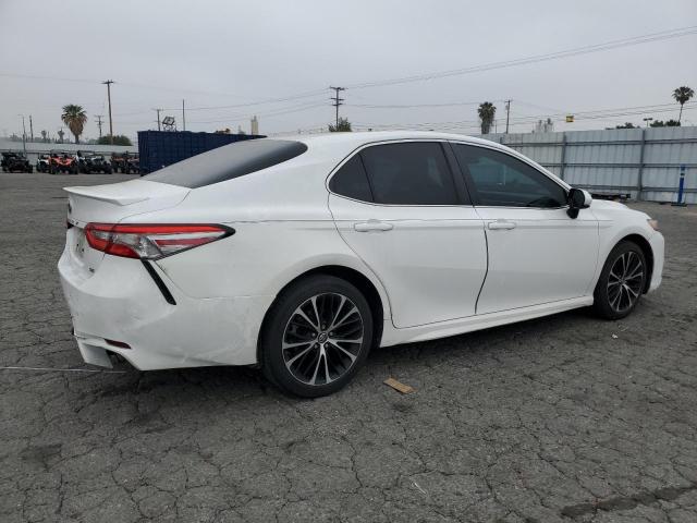 2018 Toyota Camry L VIN: 4T1B11HK7JU522194 Lot: 55948094