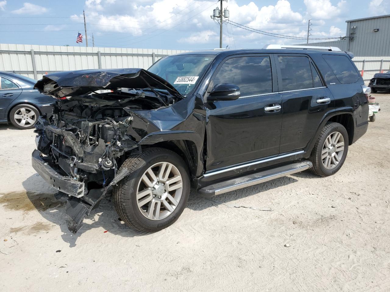 JTEZU5JR3G5126755 2016 Toyota 4Runner Sr5