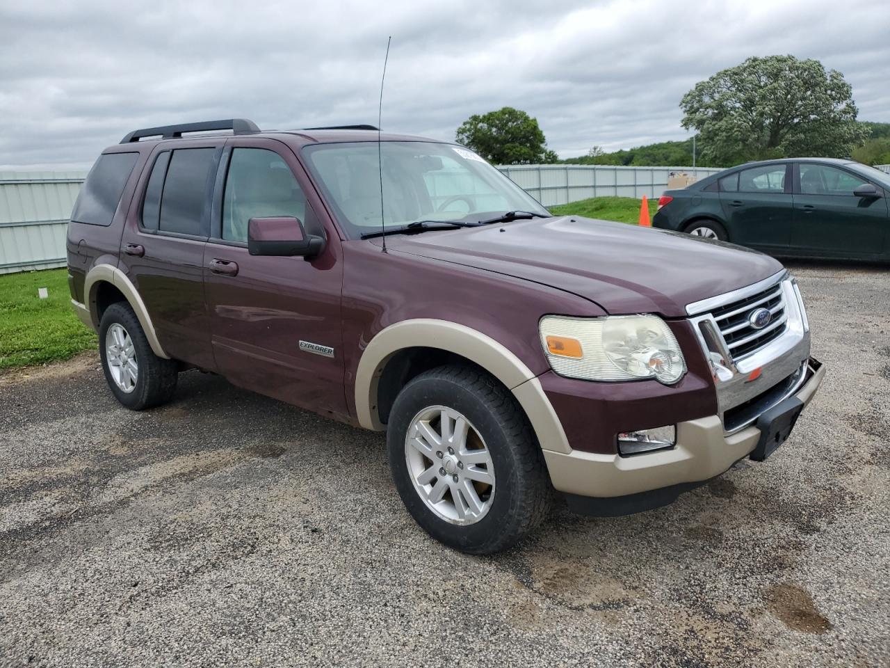 1FMEU74E78UA74475 2008 Ford Explorer Eddie Bauer