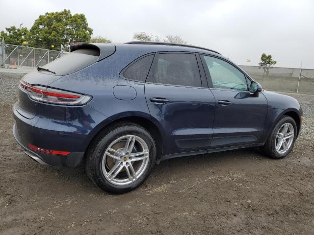 VIN WP1AA2A55KLB02658 2019 Porsche Macan no.3