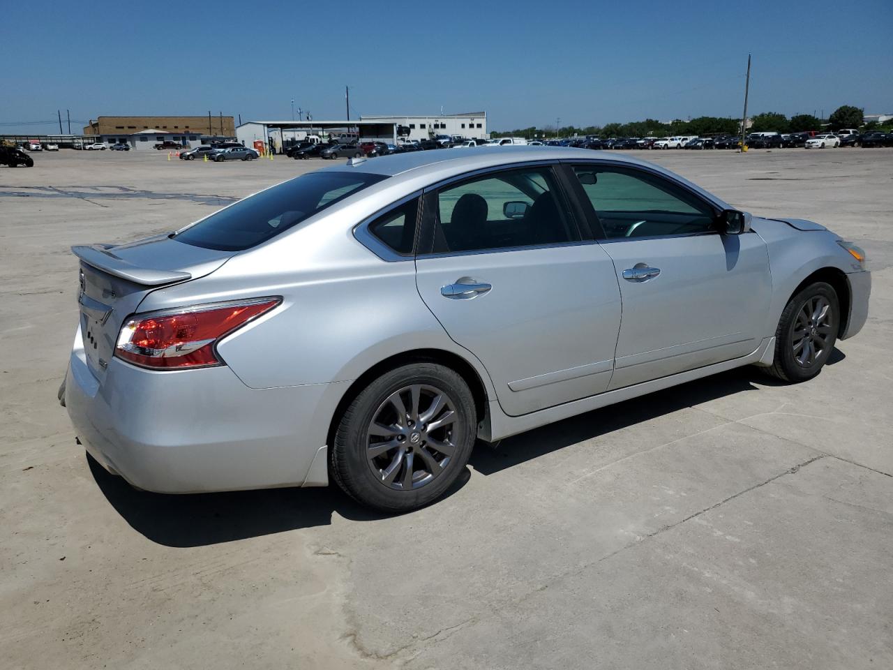 2015 Nissan Altima 2.5 vin: 1N4AL3AP4FC594985