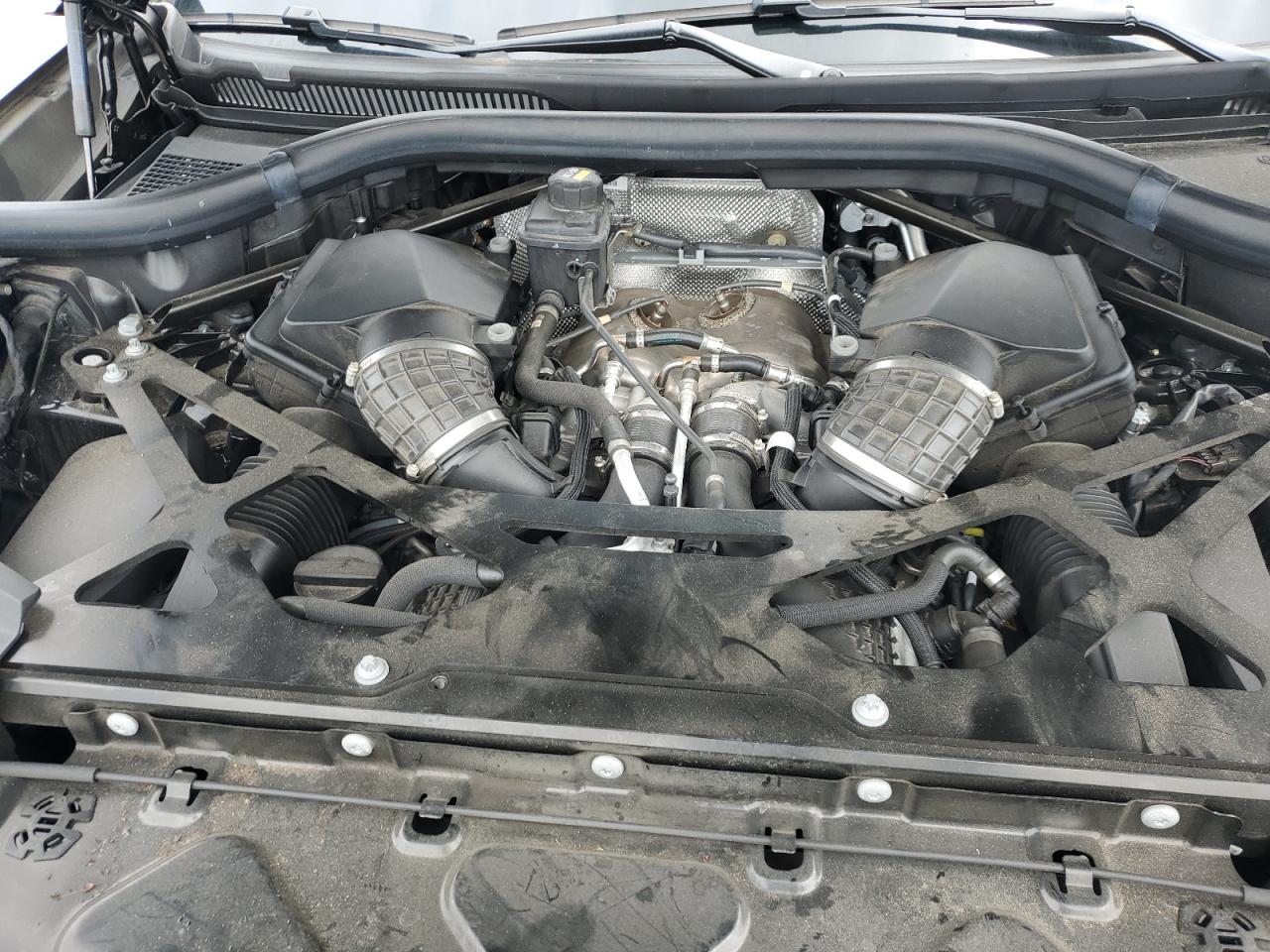 5YMJU0C02N9L57470 2022 BMW X5 M