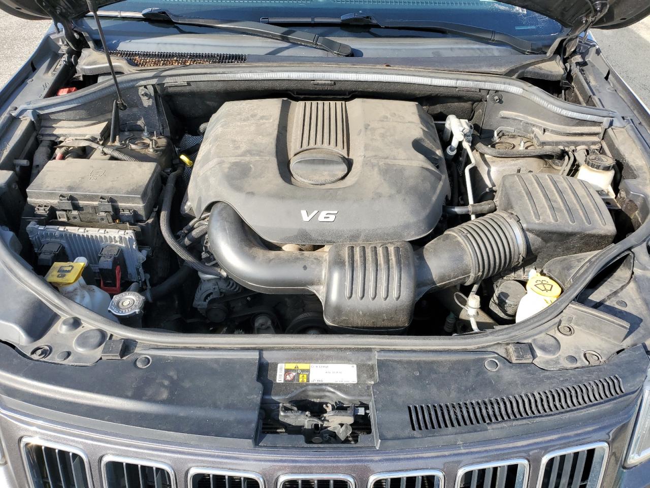 1C4RJFAG2FC158253 2015 Jeep Grand Cherokee Laredo