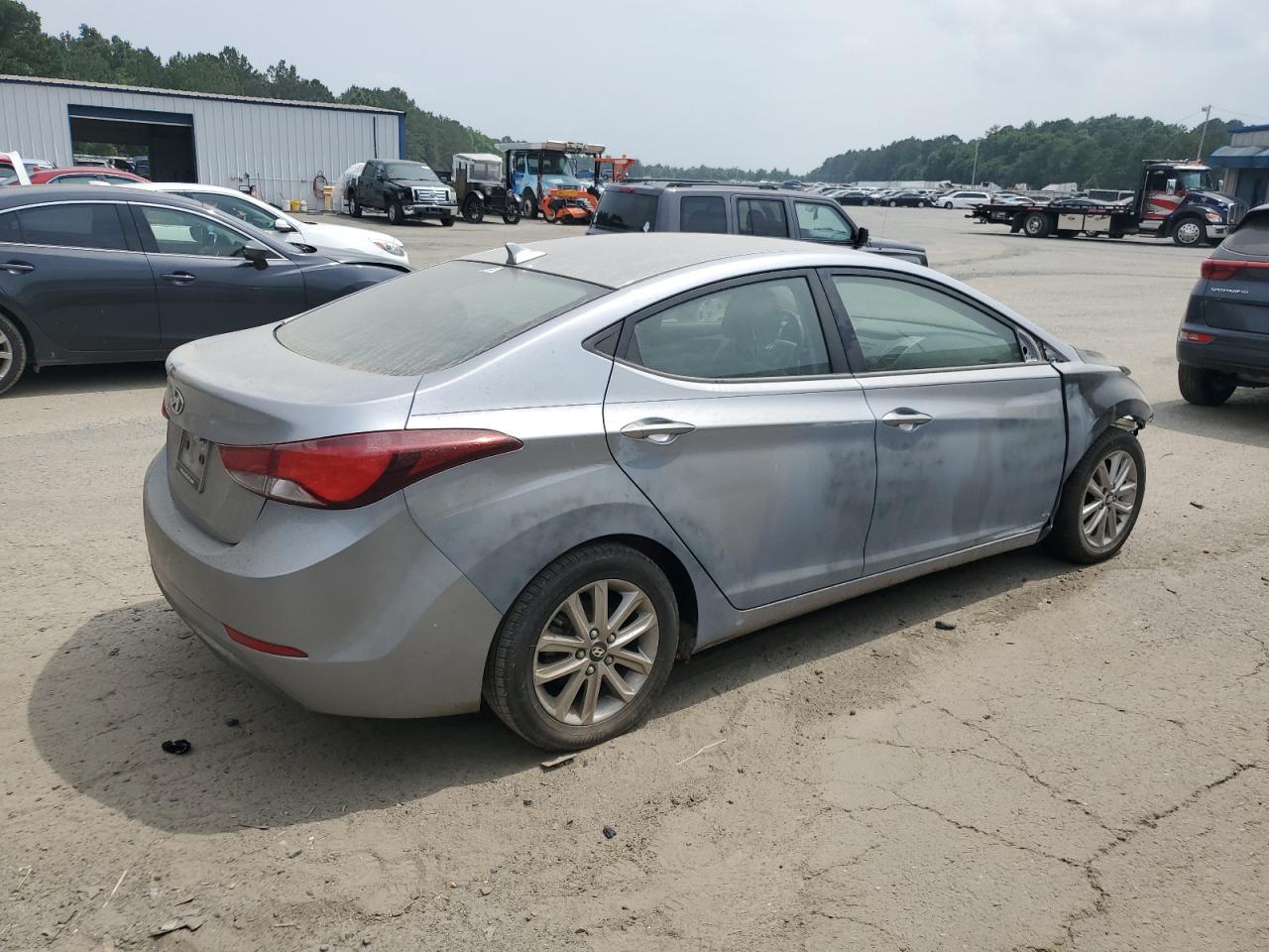 5NPDH4AE4FH559512 2015 Hyundai Elantra Se