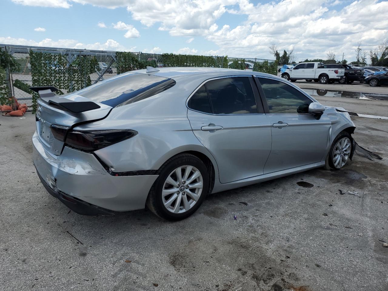 4T1B11HK5KU257566 2019 Toyota Camry L