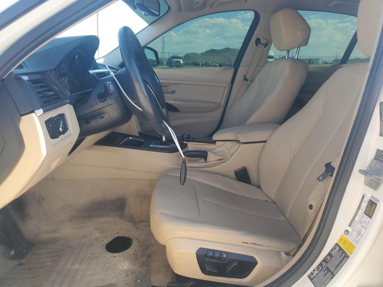 WBA3B5G59ENS11307 2014 BMW 328 Xi Sulev